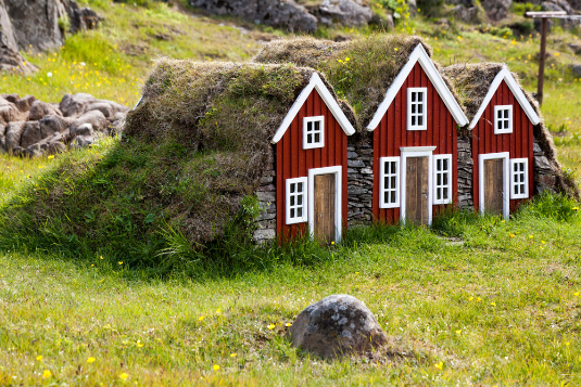 Elves Houses in Iceland: Where to Find Icelandic Elves Elves Houses in Iceland: Where to Find Icelandic Elves