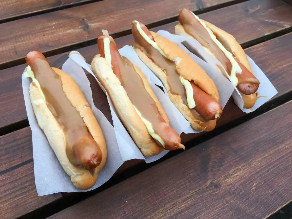 Famous Icelandic hot dog