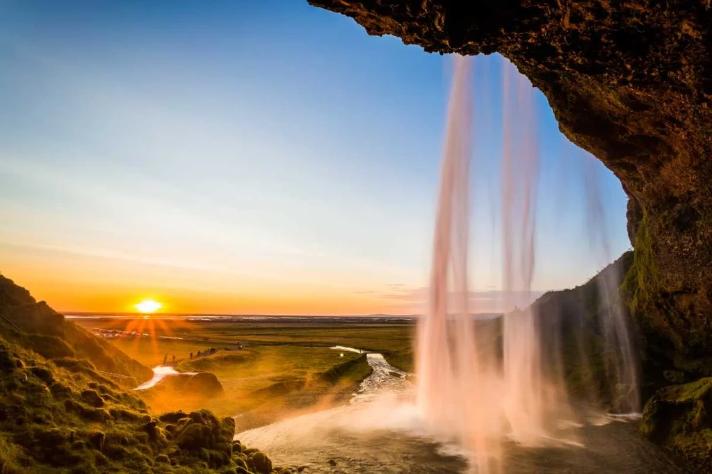 Seljalandsfoss in Summer