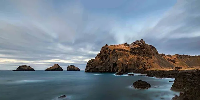 elephant rock, heimaey, iceland