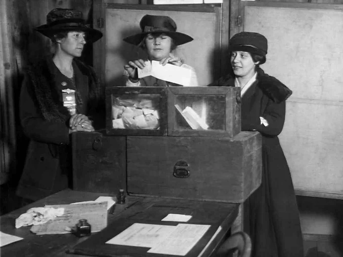 Icelandic Women voting in the old days