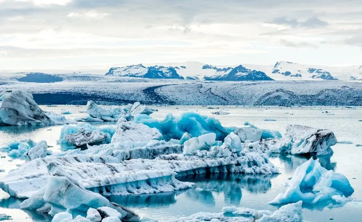 Glacier – The regions of Iceland on a map of the country