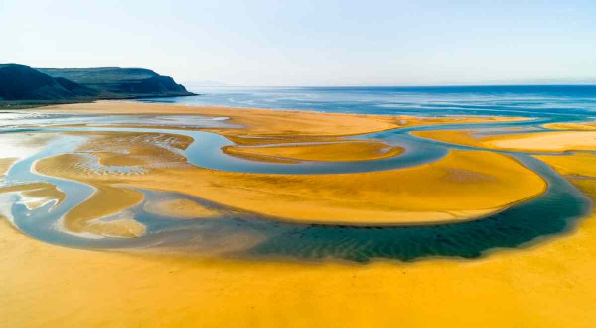 Exploring Rauðisandur: Iceland's Hidden Pink Sand Beach