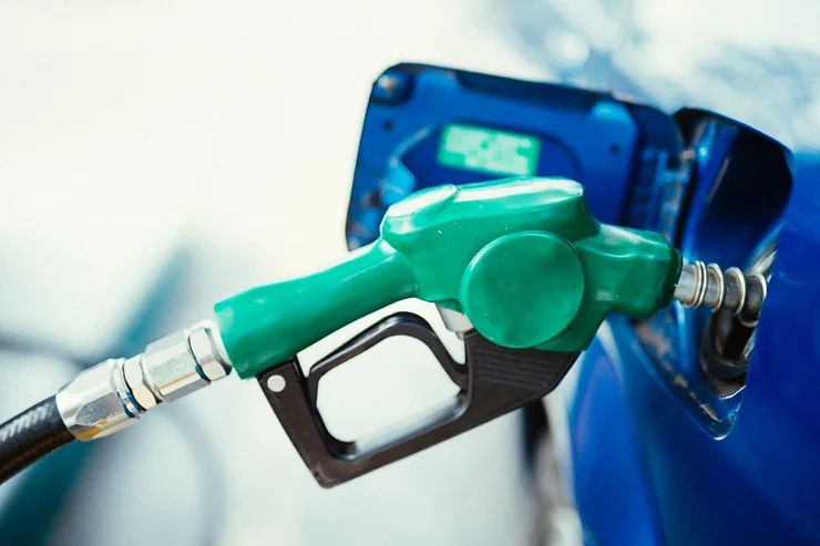 Diesel vs Gas: What's Better for Your Trip?